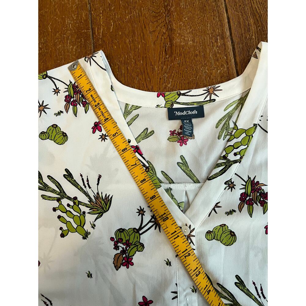 Cactus button up v-neck blouse by ModCloth - Picture 7 of 9